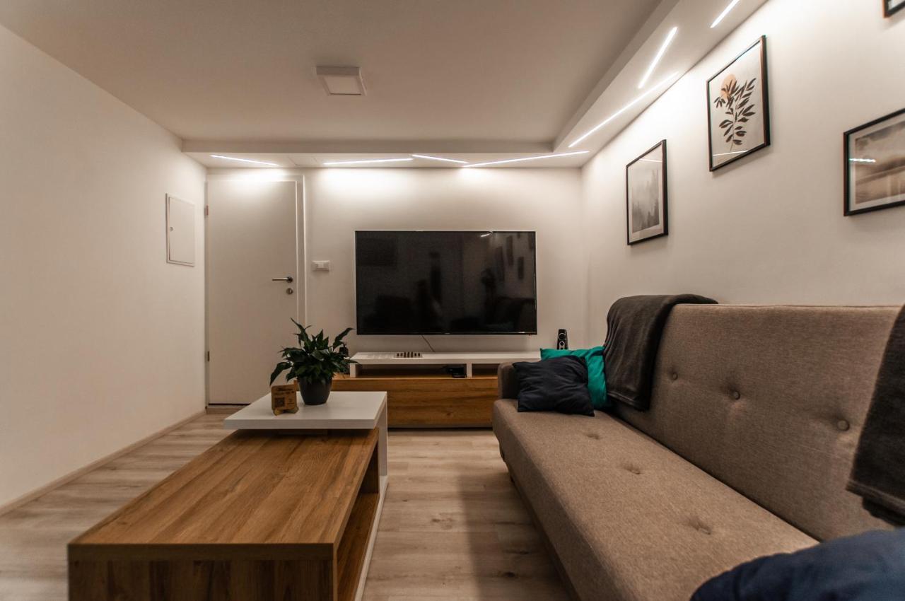 Cozy Little Apartments Ig Exterior photo